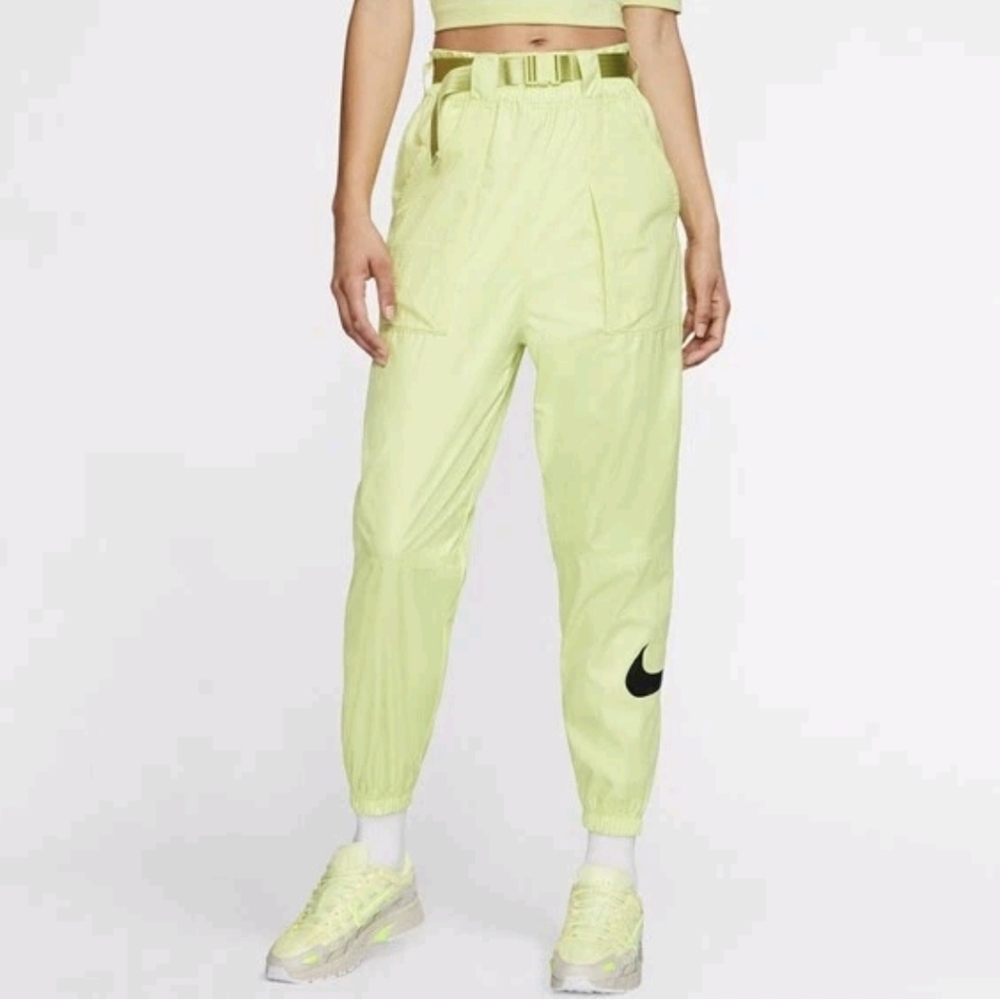 Nike green Swoosh Limelight womens electric size Medium woven pants